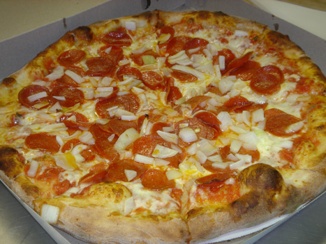 pizza-onions-pepperoni.jpg
