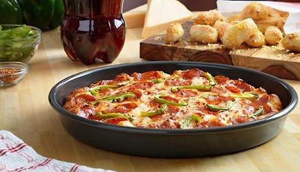 pan-pizza-with-bell-peppers