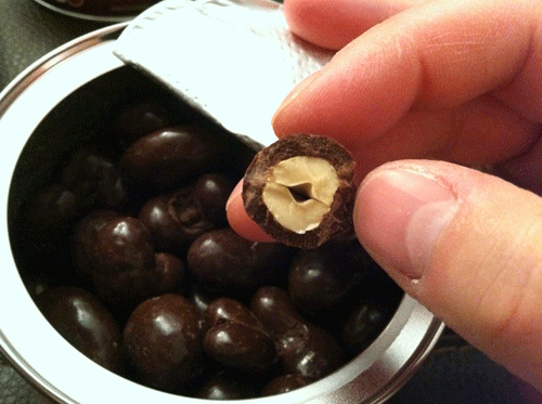 CVS chocolate-covered-cashews
