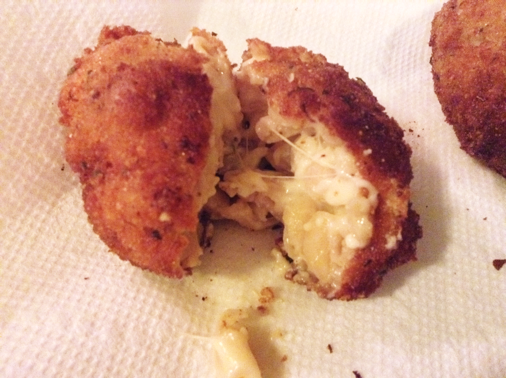 Fried Mac and Cheese Balls Inside