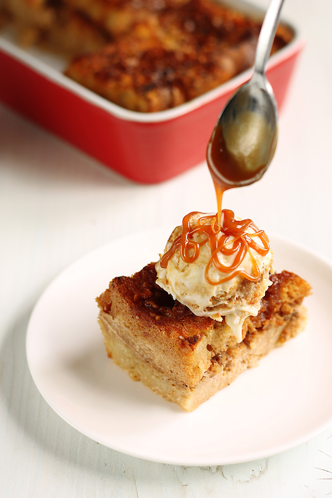 Cinnamon-rolls-french-toast-casserole-caramel-and-walnuts