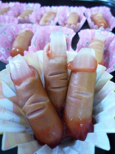 hot-dog-fingers-halloween